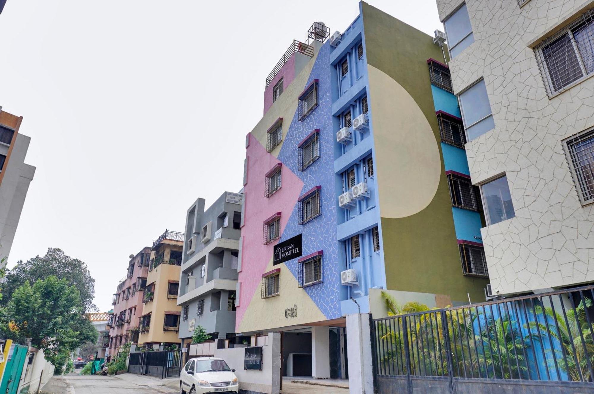 Urban Hometel Pune Exteriör bild